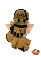 Load image into Gallery viewer, Wicket Keeping Gloves
